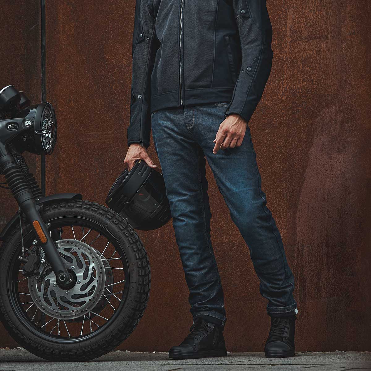 Bratt Jeans